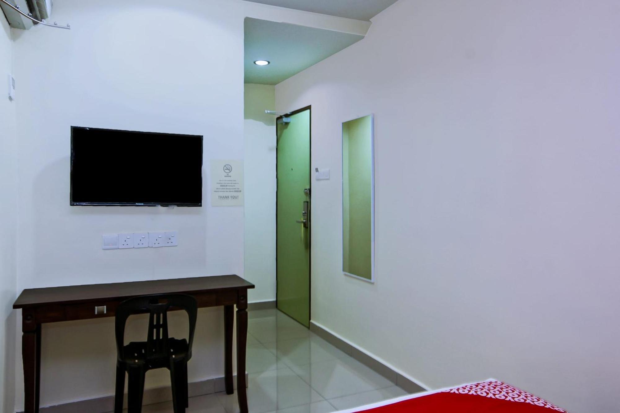 Oyo 44054 Holiday Mansion Inn Sibu Eksteriør bilde