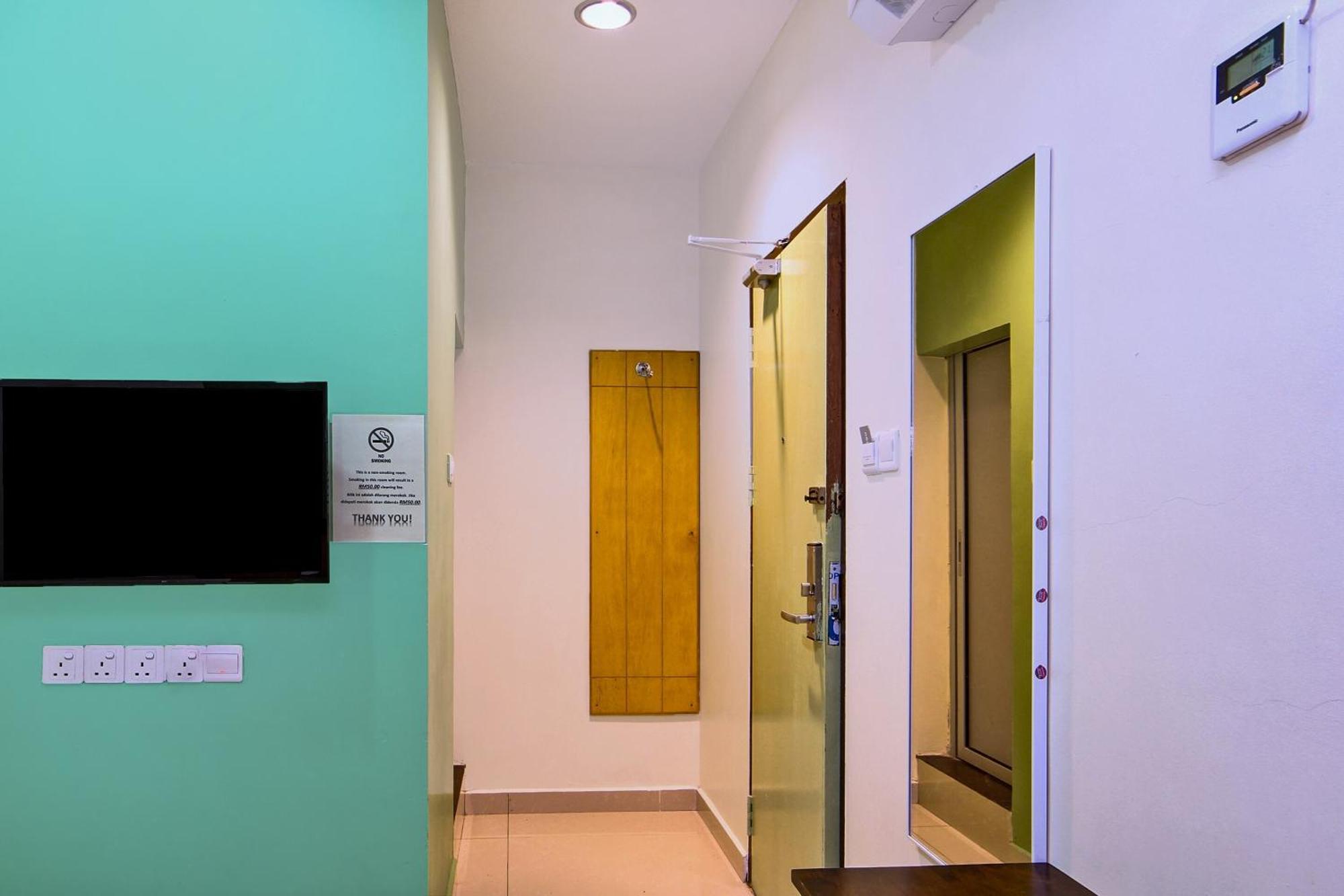 Oyo 44054 Holiday Mansion Inn Sibu Eksteriør bilde