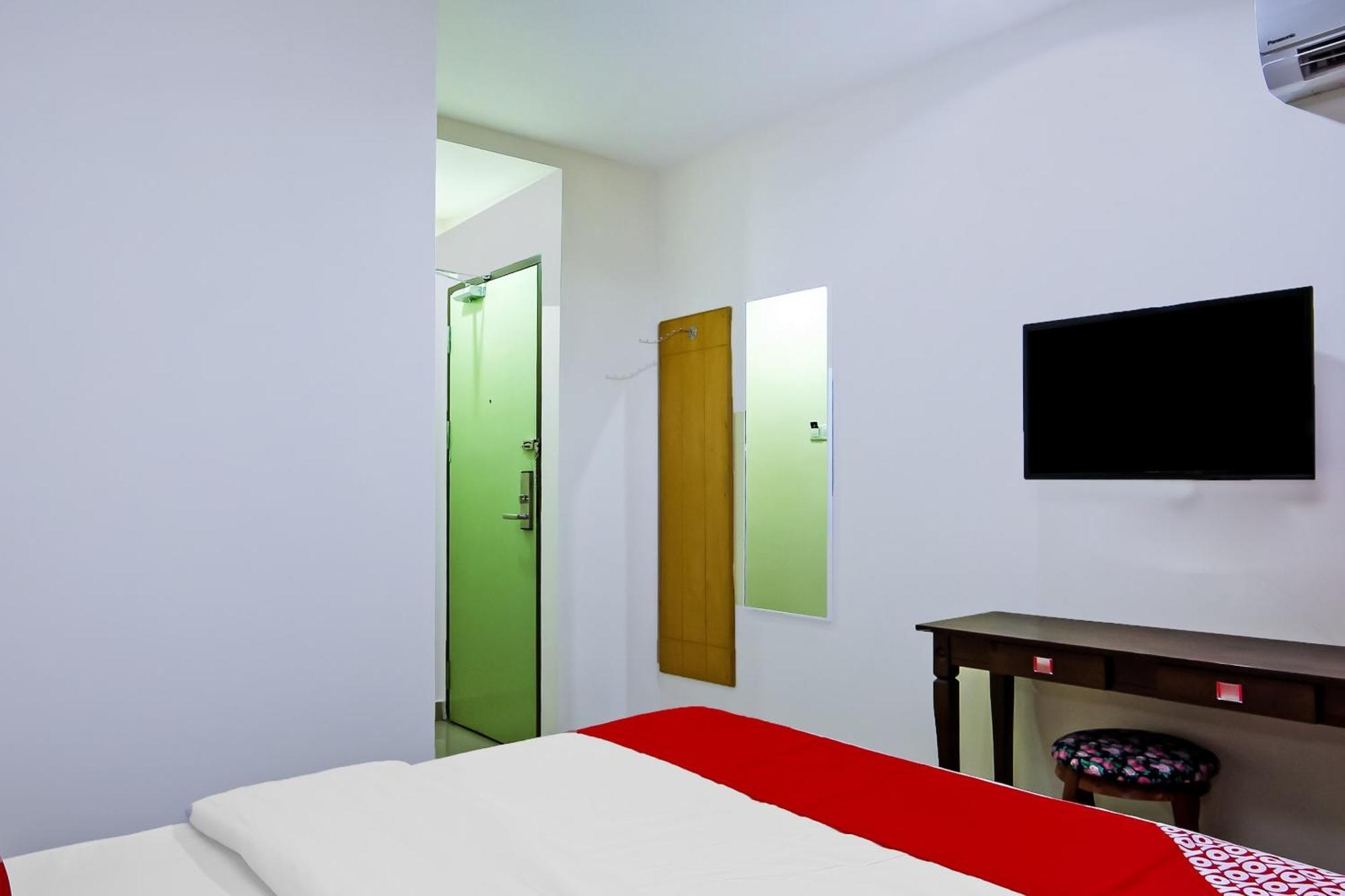 Oyo 44054 Holiday Mansion Inn Sibu Eksteriør bilde