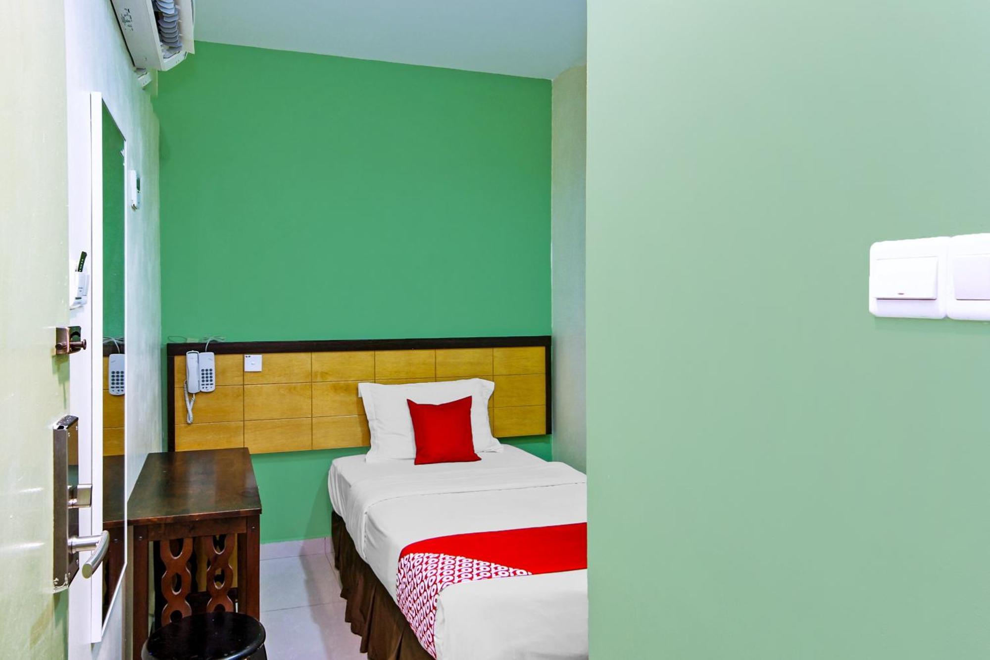 Oyo 44054 Holiday Mansion Inn Sibu Eksteriør bilde