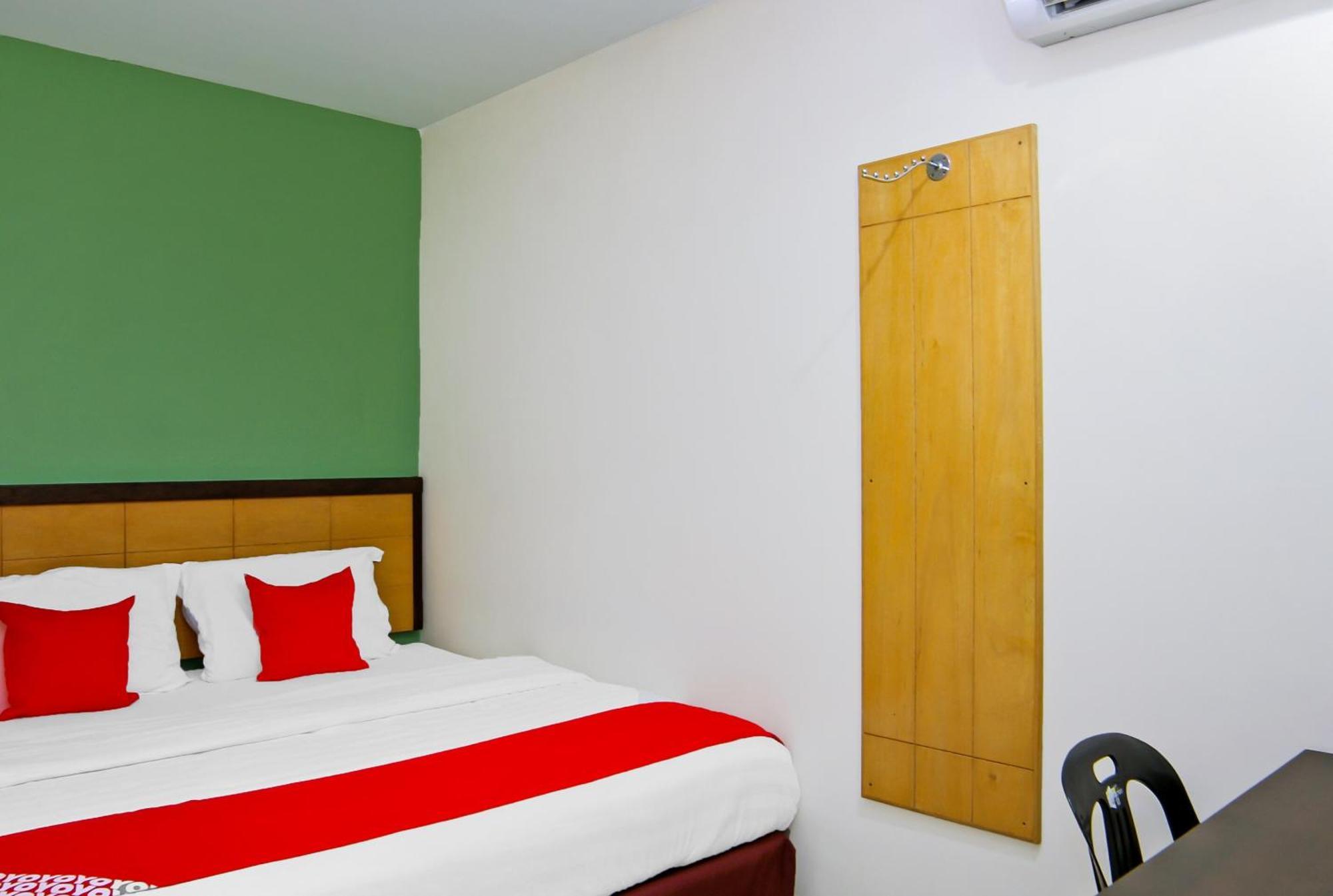 Oyo 44054 Holiday Mansion Inn Sibu Eksteriør bilde