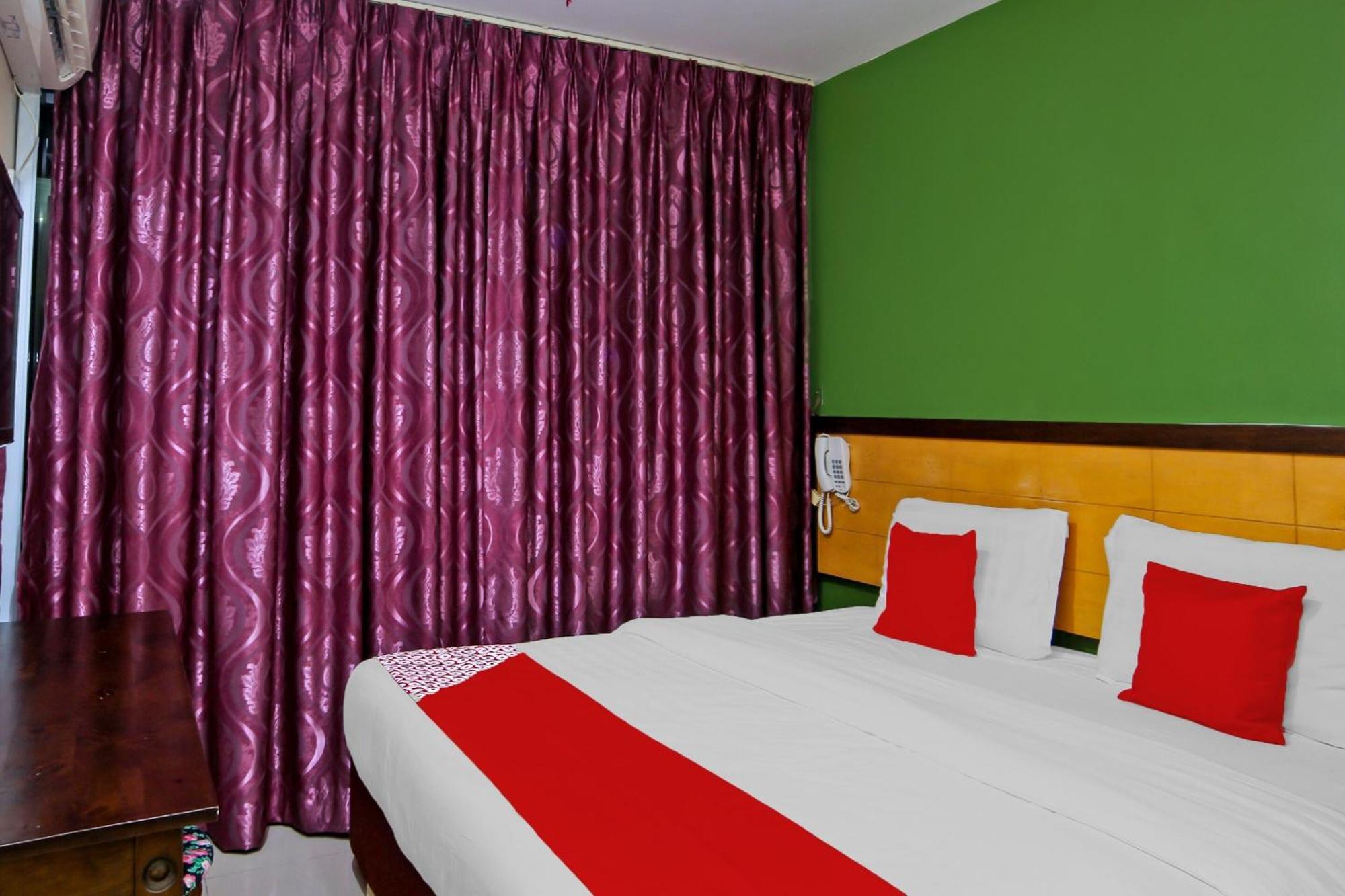 Oyo 44054 Holiday Mansion Inn Sibu Eksteriør bilde