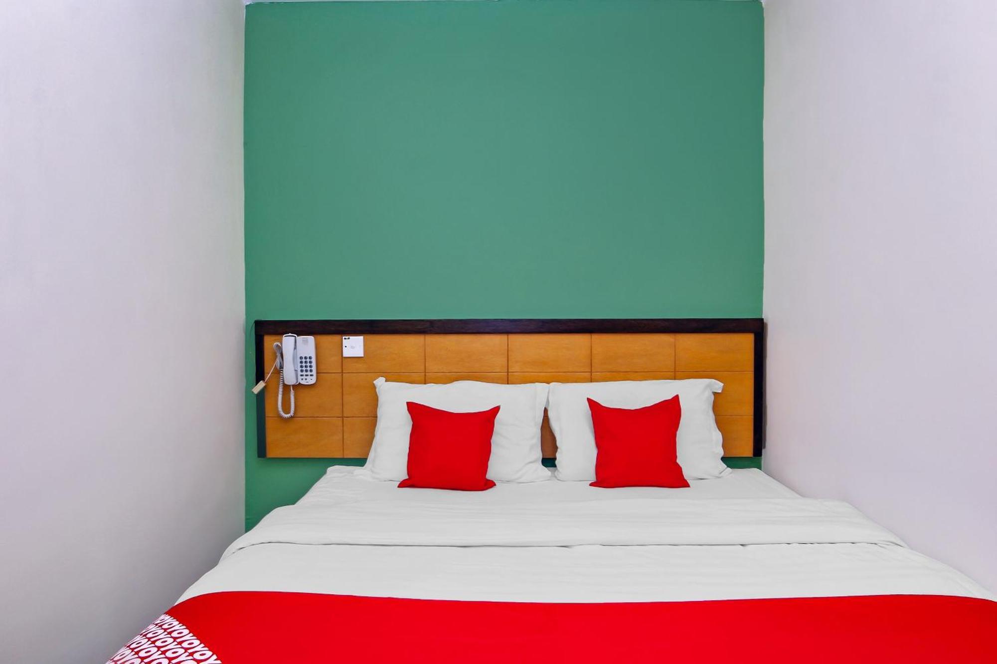 Oyo 44054 Holiday Mansion Inn Sibu Eksteriør bilde