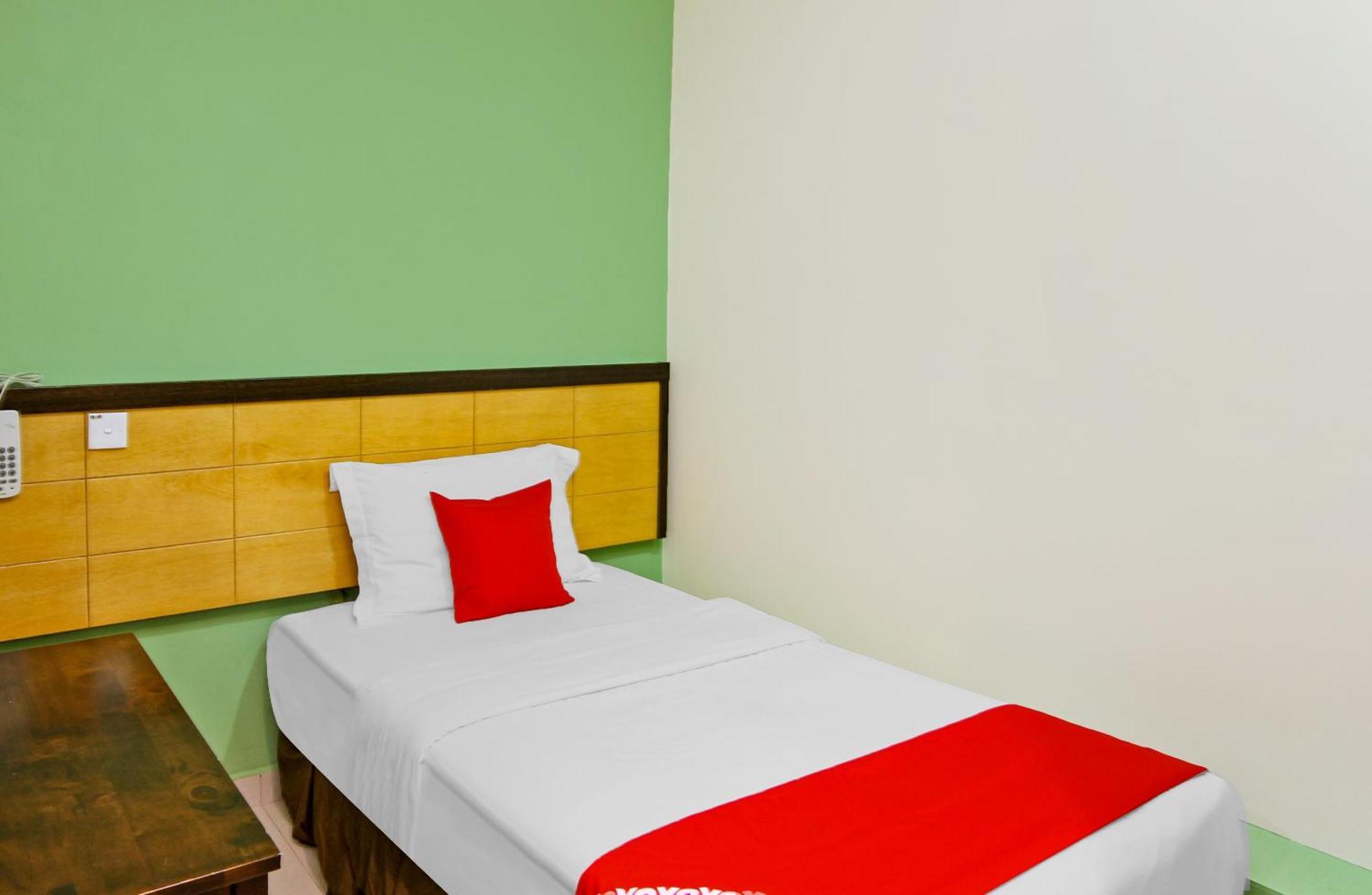 Oyo 44054 Holiday Mansion Inn Sibu Eksteriør bilde