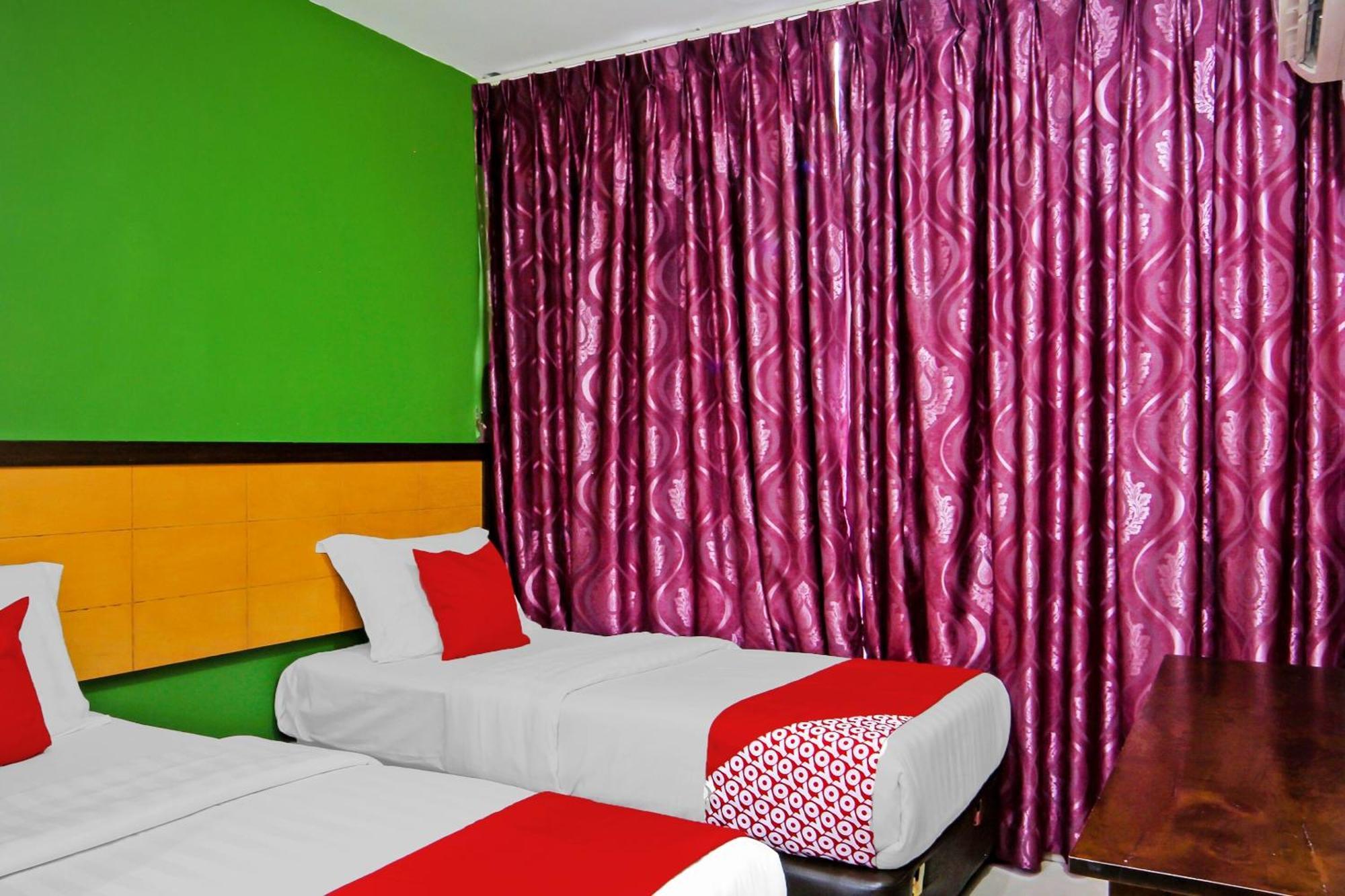 Oyo 44054 Holiday Mansion Inn Sibu Eksteriør bilde
